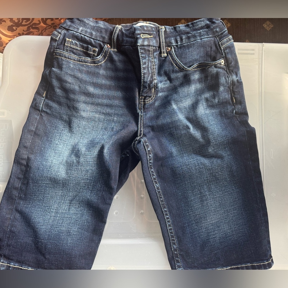 Classic Blue Denim Shorts Bermuda Style. BKE brand, Gabby style size 25